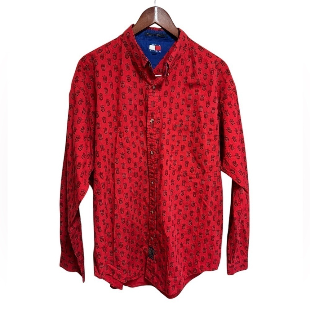 Tommy Hilfiger vintage shirt size XL Red collegiate Fraternity Style Lion Crest